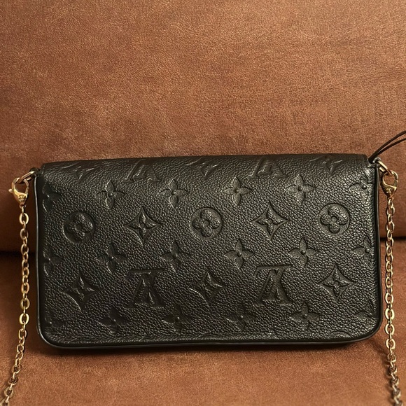 Louis Vuitton Felicie Pochette Monogram Empreinte Leather - Picture 12 of 15
